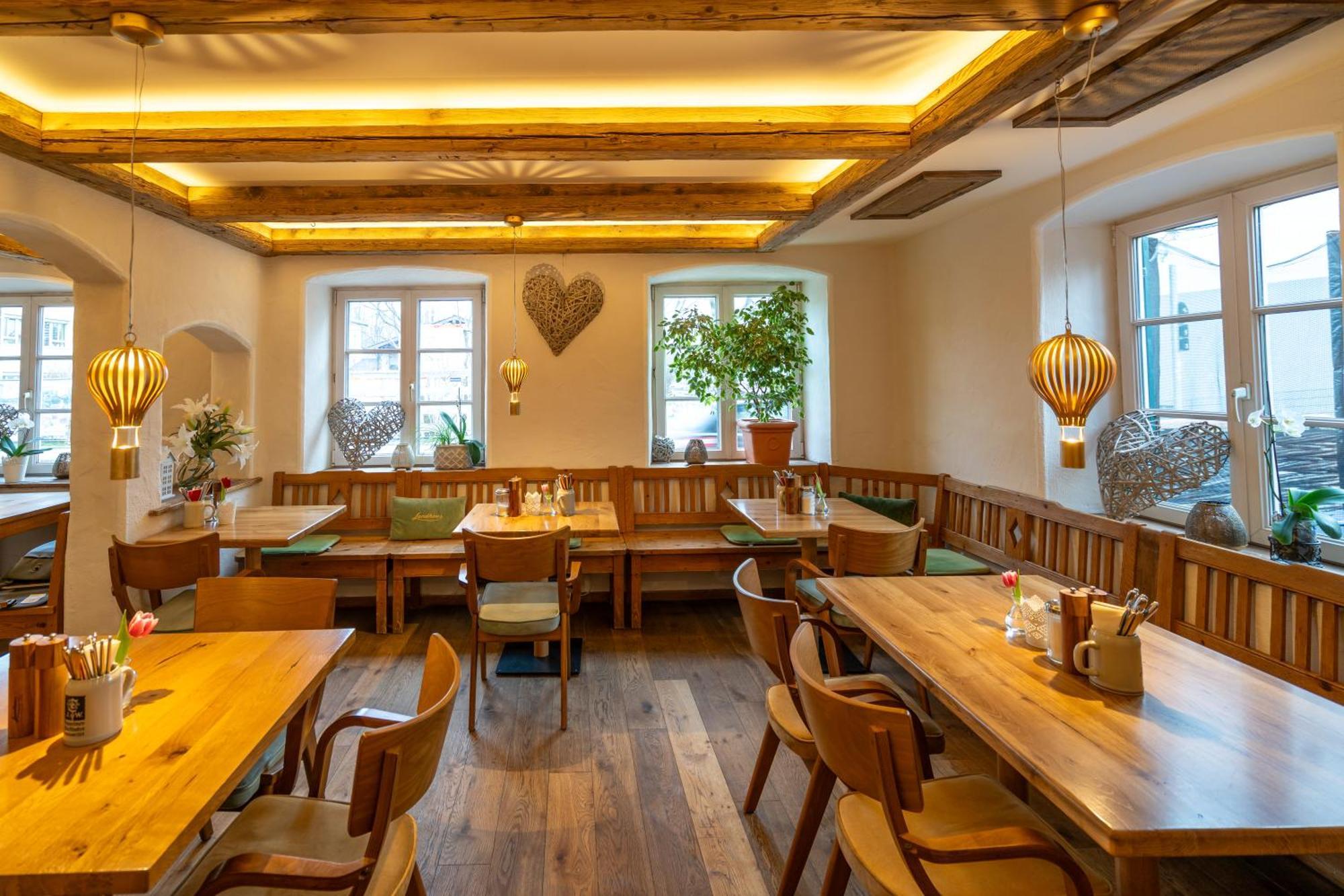 Landhaus Hotel Wolfratshausen 4* Wolfratshausen