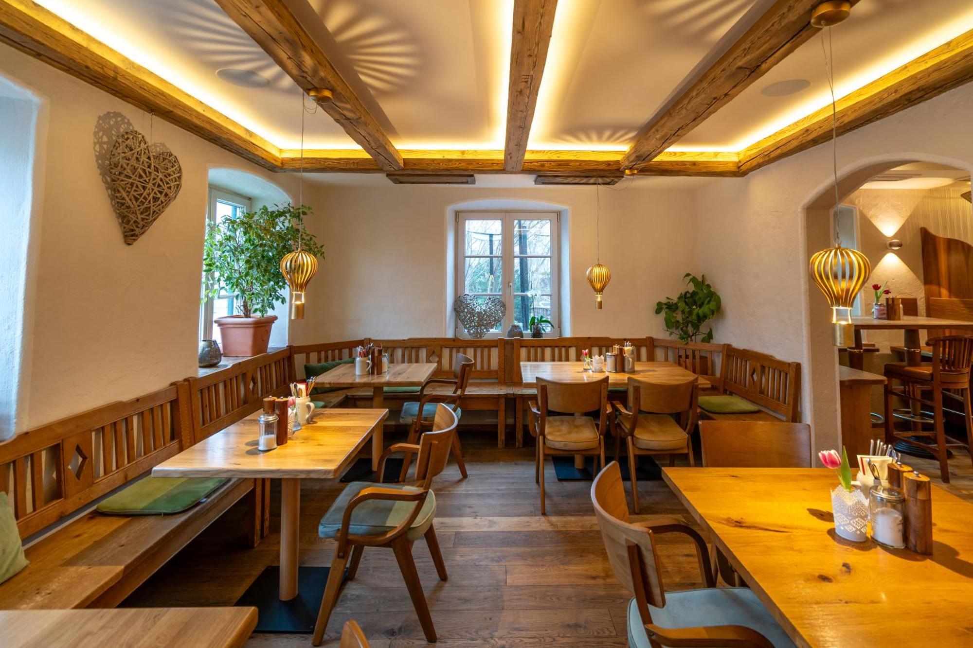 Landhaus Hotel Wolfratshausen Wolfratshausen