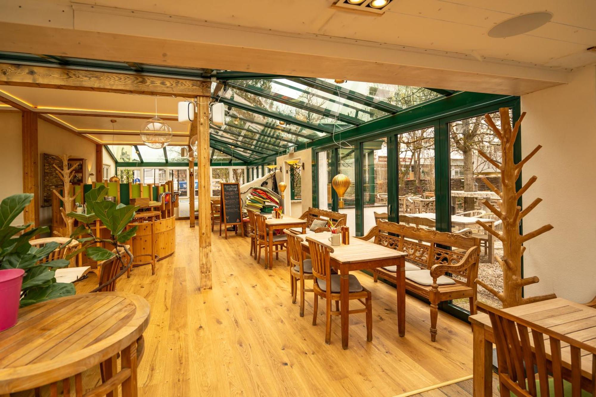 Landhaus Hotel Wolfratshausen 4*